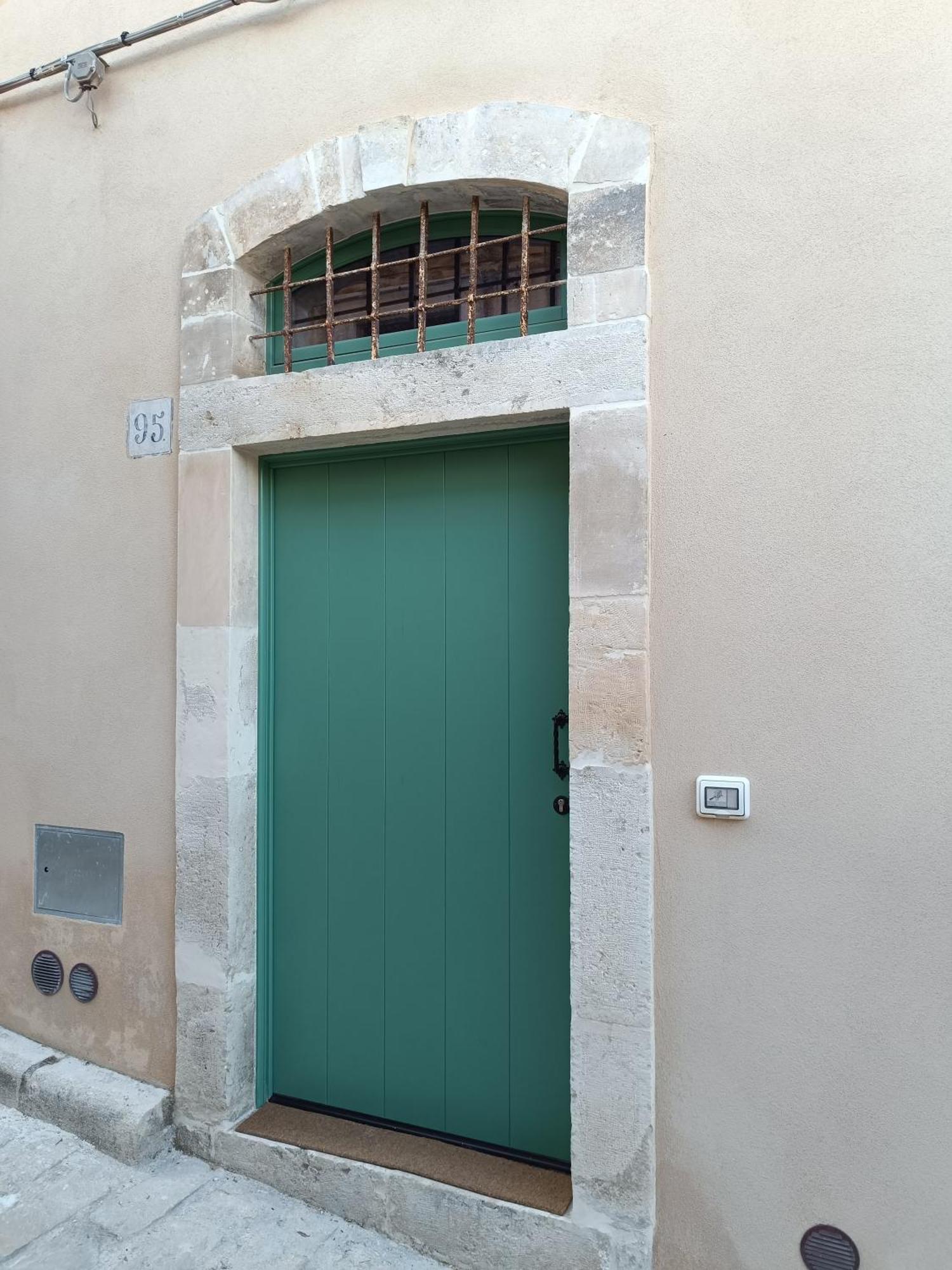Casetta Santa Venera โมดิกา ภายนอก รูปภาพ